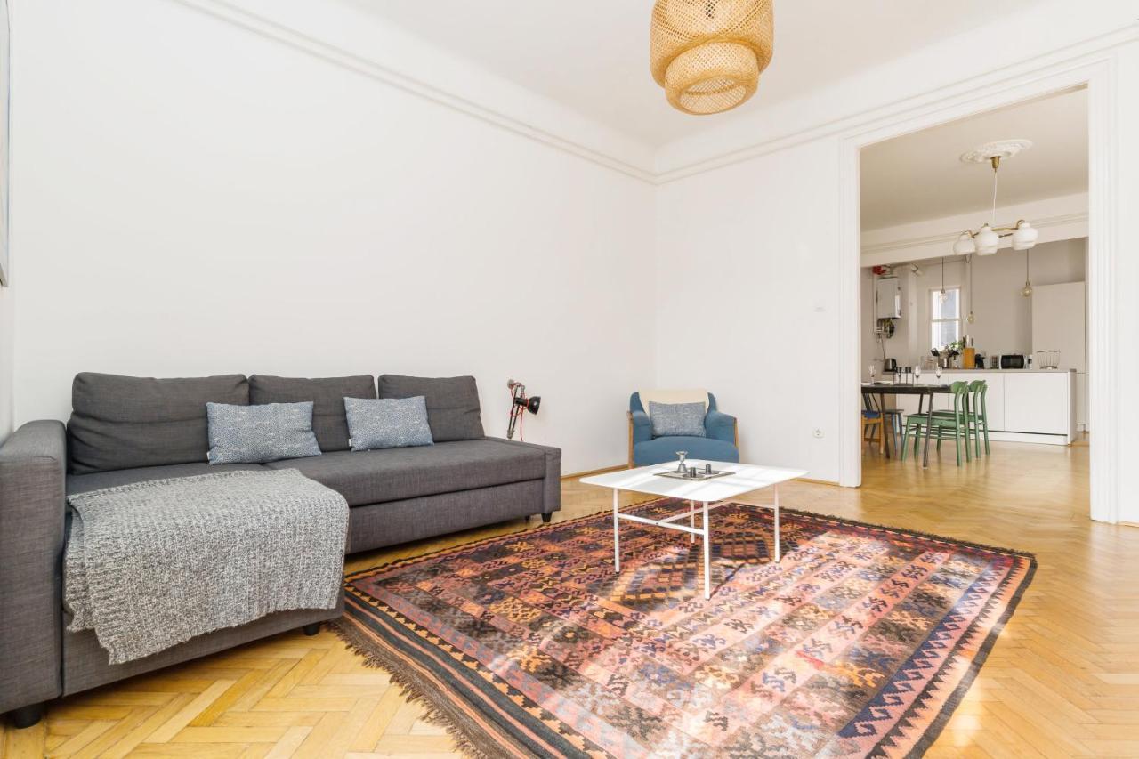 Klauzal Apartment W/3 Bedrooms, French Balcony Будапеща Екстериор снимка