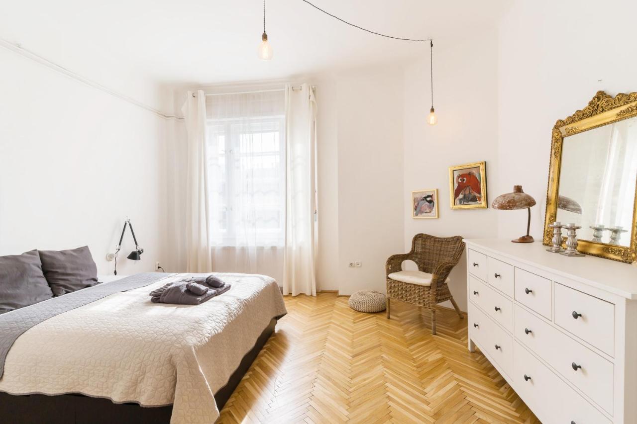 Klauzal Apartment W/3 Bedrooms, French Balcony Будапеща Екстериор снимка