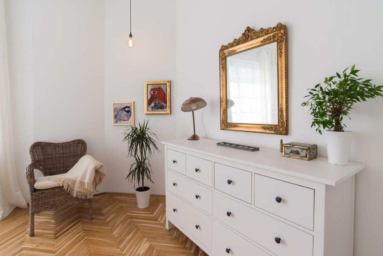 Klauzal Apartment W/3 Bedrooms, French Balcony Будапеща Екстериор снимка
