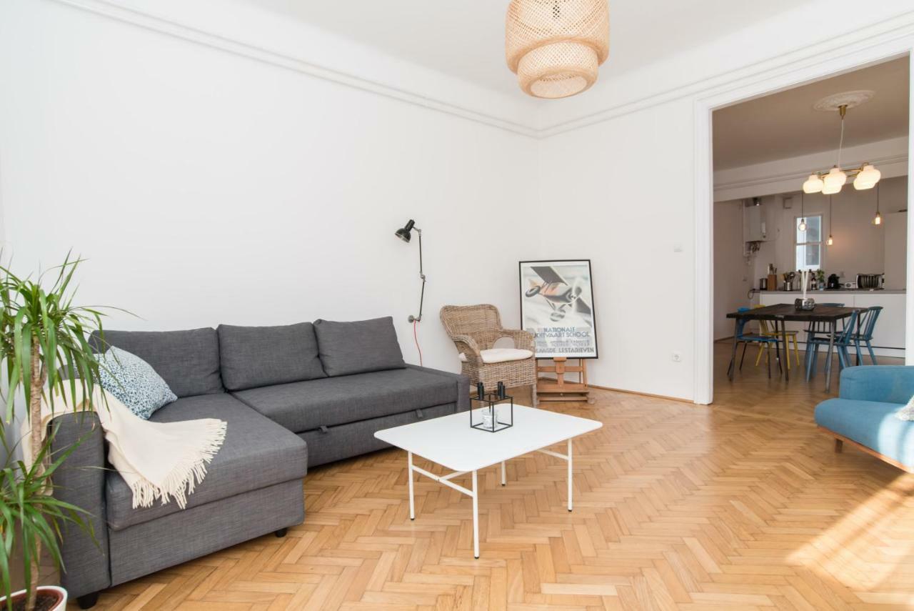 Klauzal Apartment W/3 Bedrooms, French Balcony Будапеща Екстериор снимка