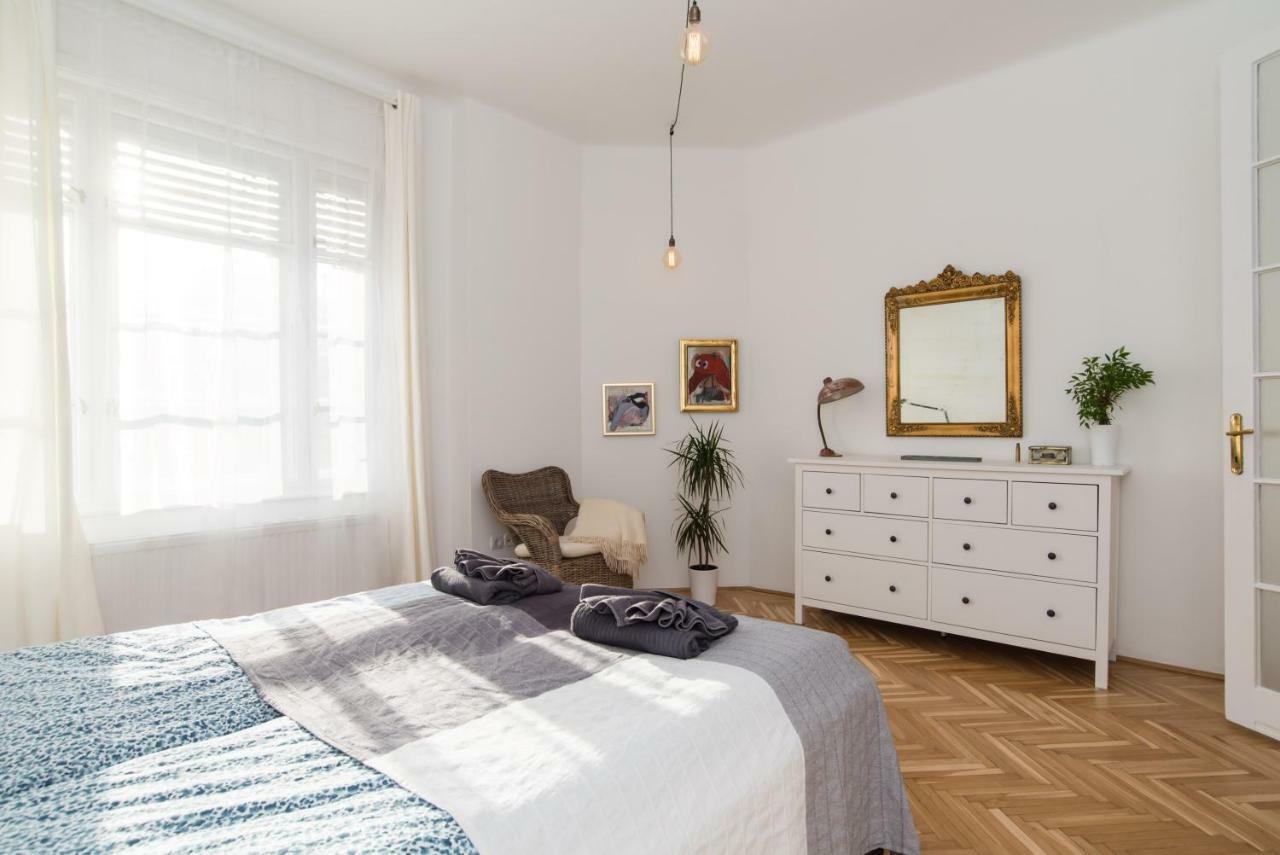 Klauzal Apartment W/3 Bedrooms, French Balcony Будапеща Екстериор снимка
